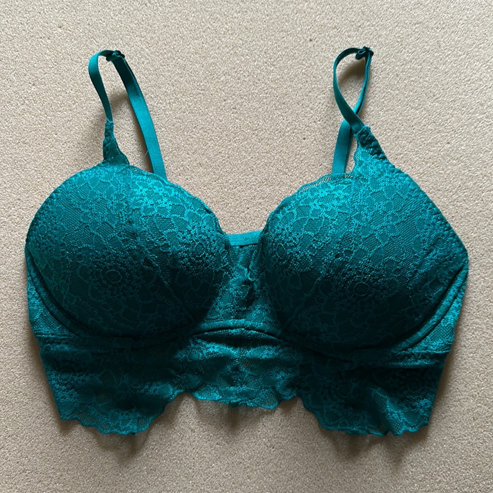 New PINK Victoria Secret Lace Push-Up Bralette (Medium)